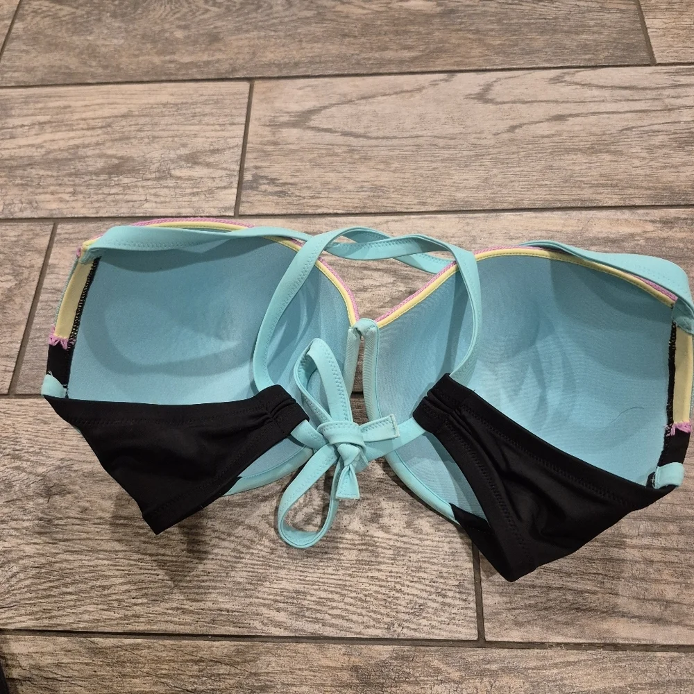 Shade & Shore Crochet Fishnet Underwire Bikini Top 38DD Teal Pink Boho Neon - Picture 3 of 4